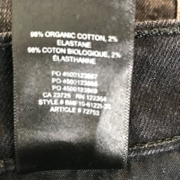 Aritzia Denim Forum The 50's Arlo High Rise Black Denim Short Size 26 - Picture 7 of 8